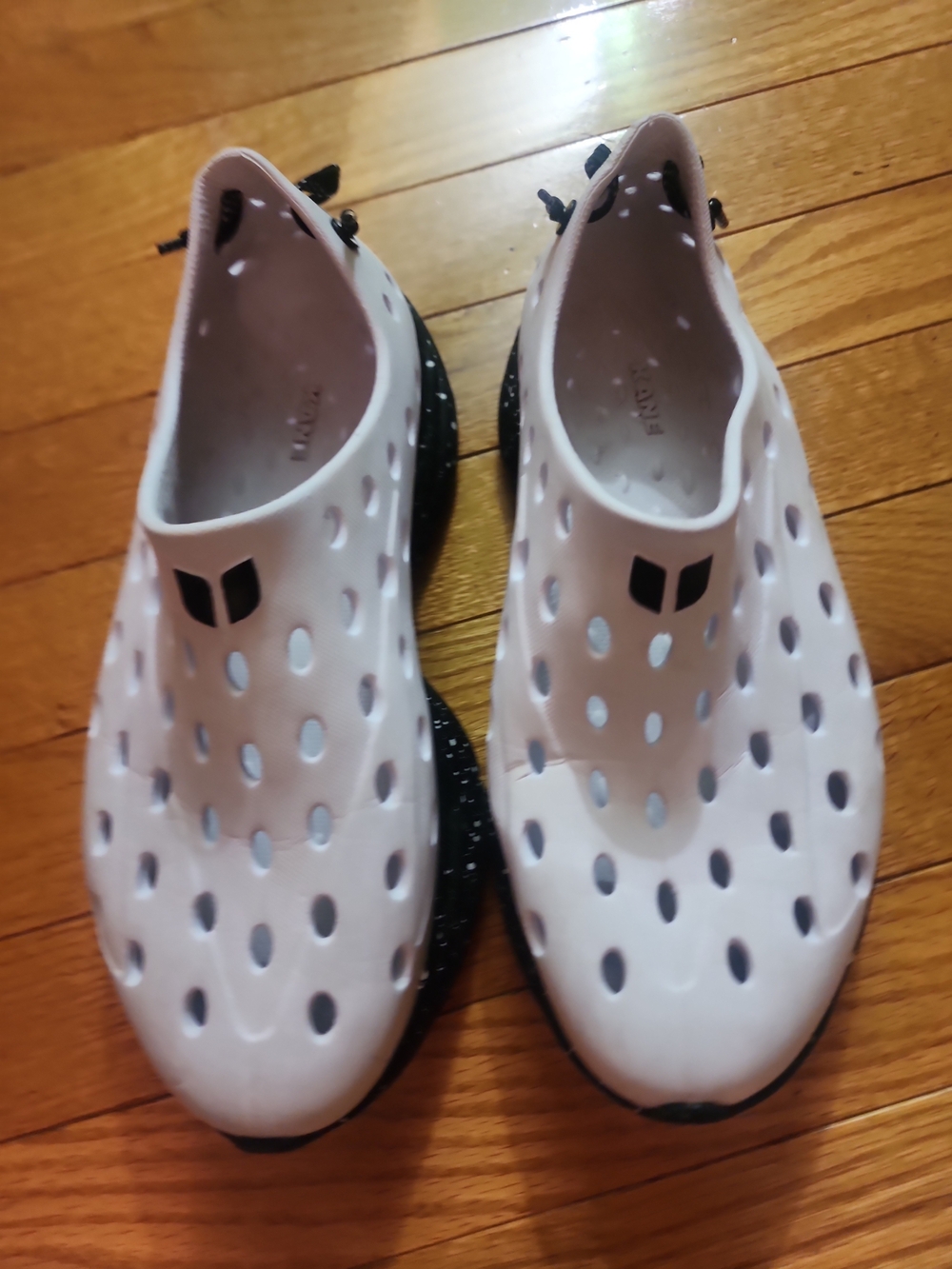 Kane Revive White Slip-On Sneaker Shoes with Black Speckled Sole